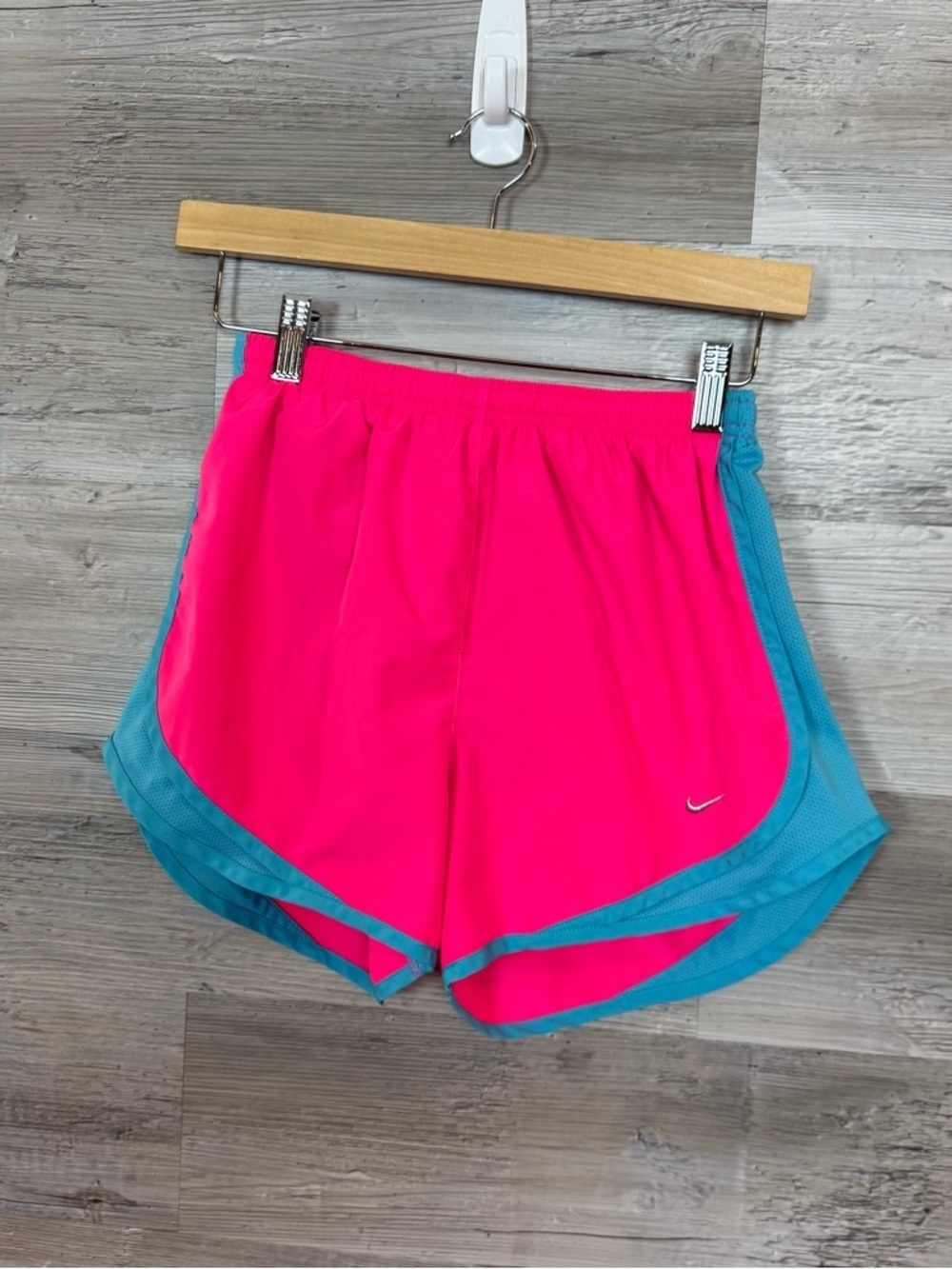 Nike Dri-FIT Tempo Women's Running Shorts Small